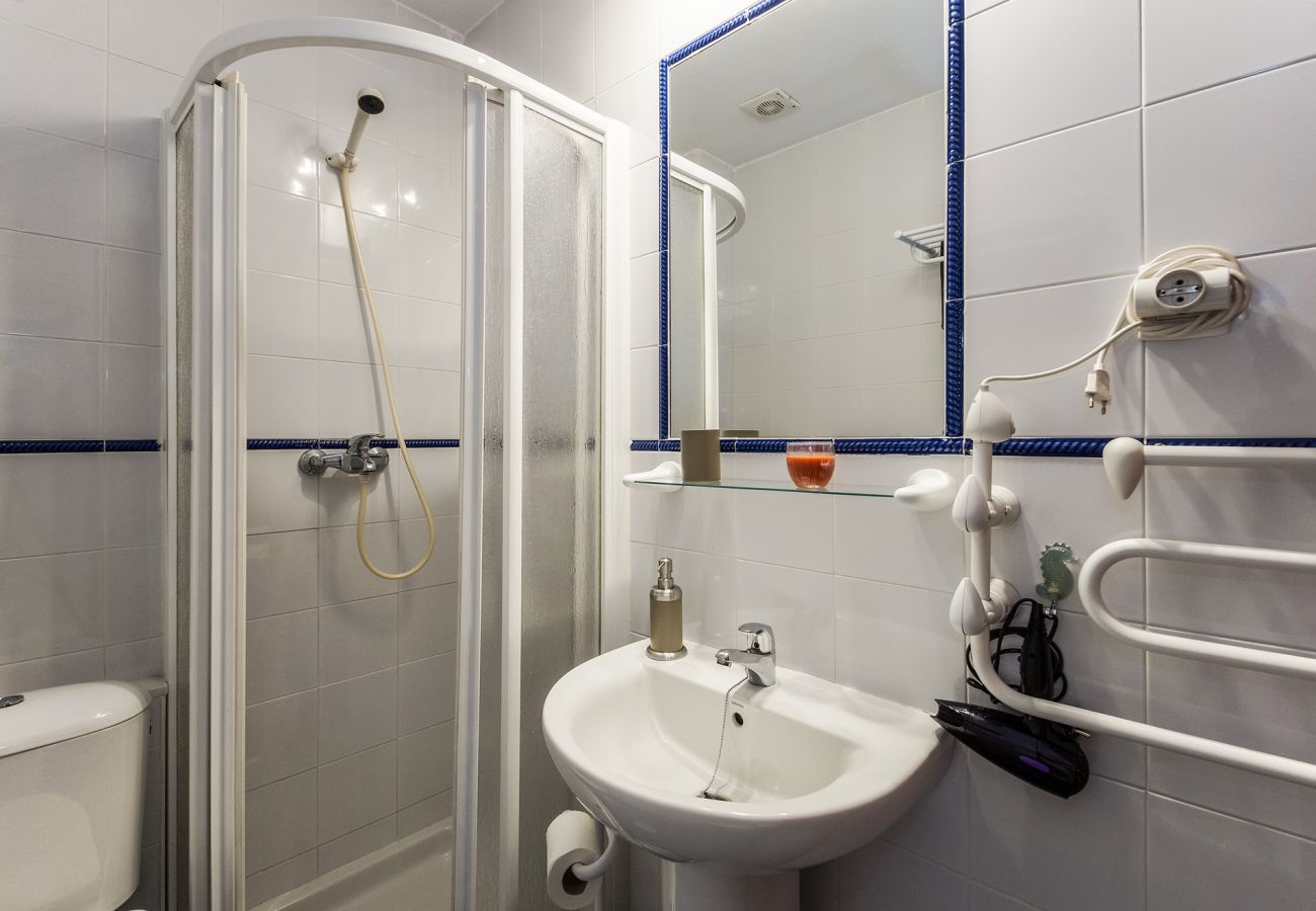 Apartamento en Cádiz - La VICTORIA Home free parking by Cadiz4Rentals