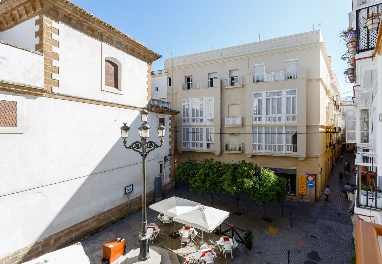 Apartamento en Cádiz - Cobijo del SABIO by Cadiz4Rentals