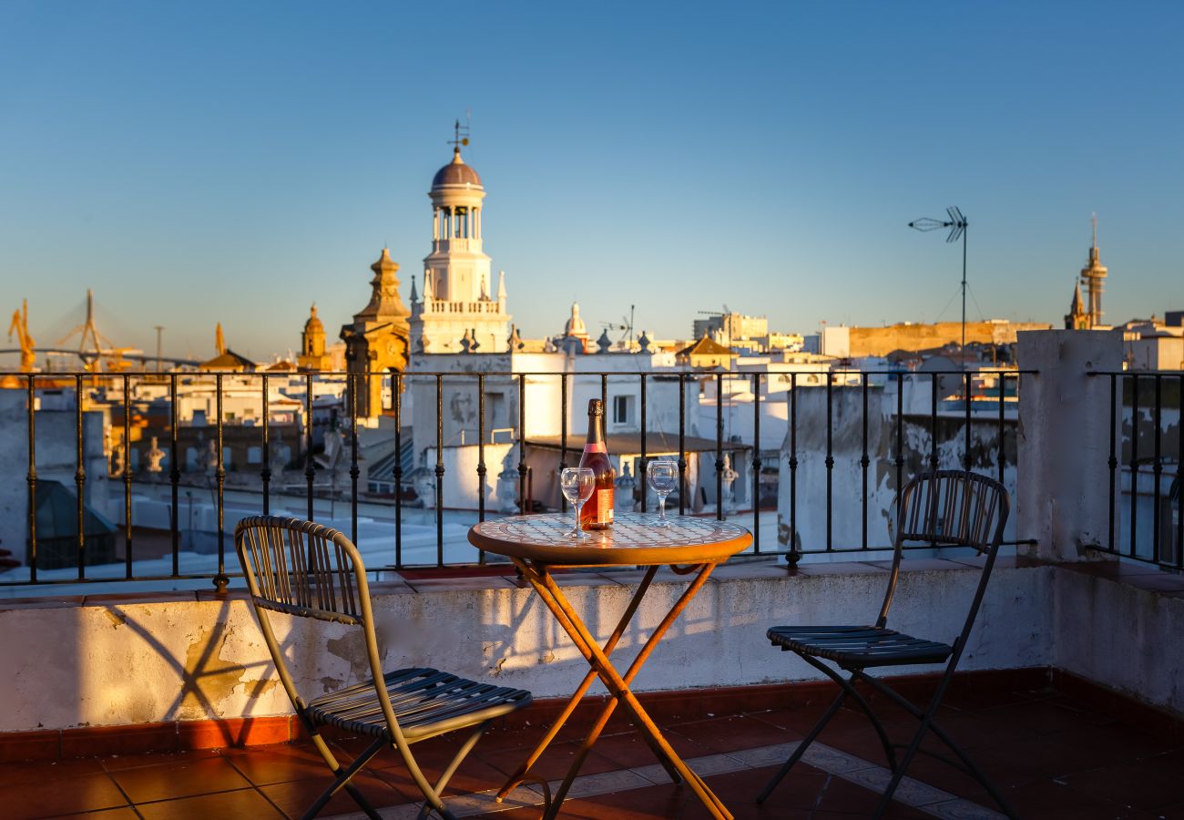 Apartamento en Cádiz - Atico de los INGLESES by Cadiz4Rentals