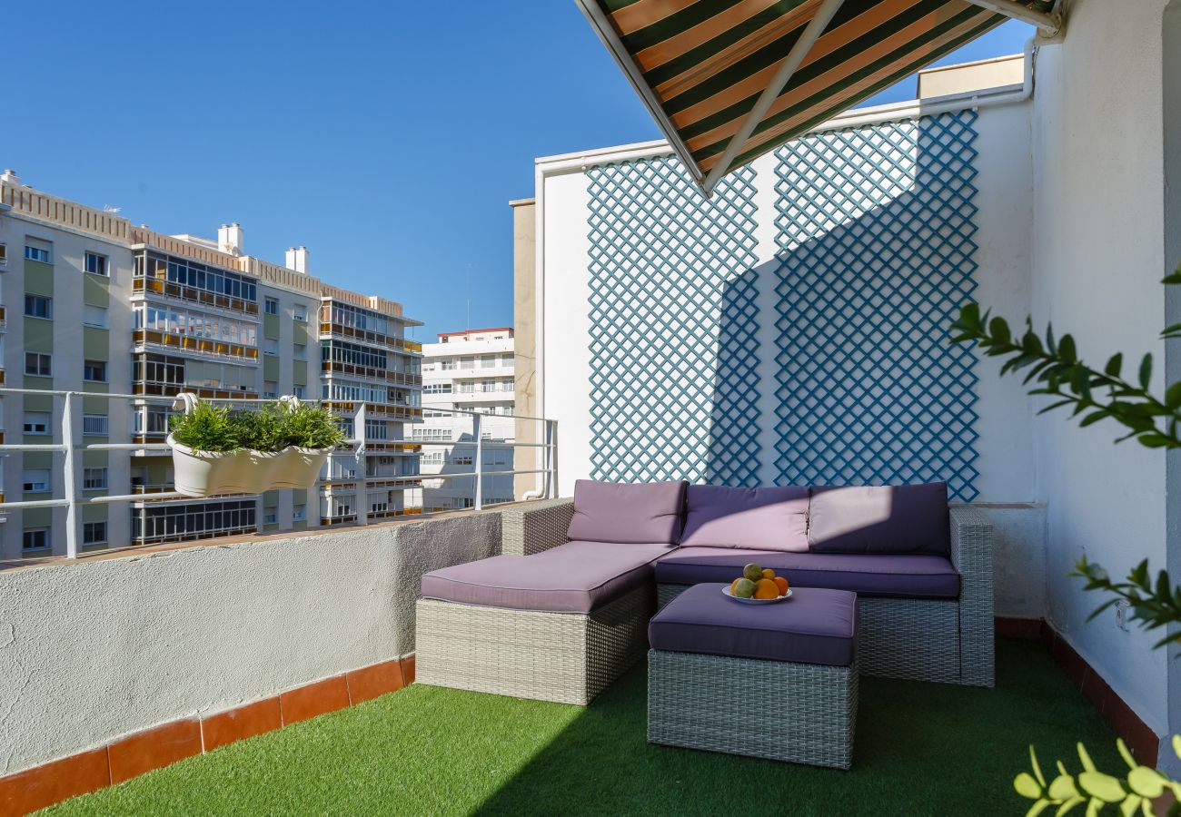 Apartamento en Cádiz - Atico La JOYITA free parking by Cadiz4Rentals