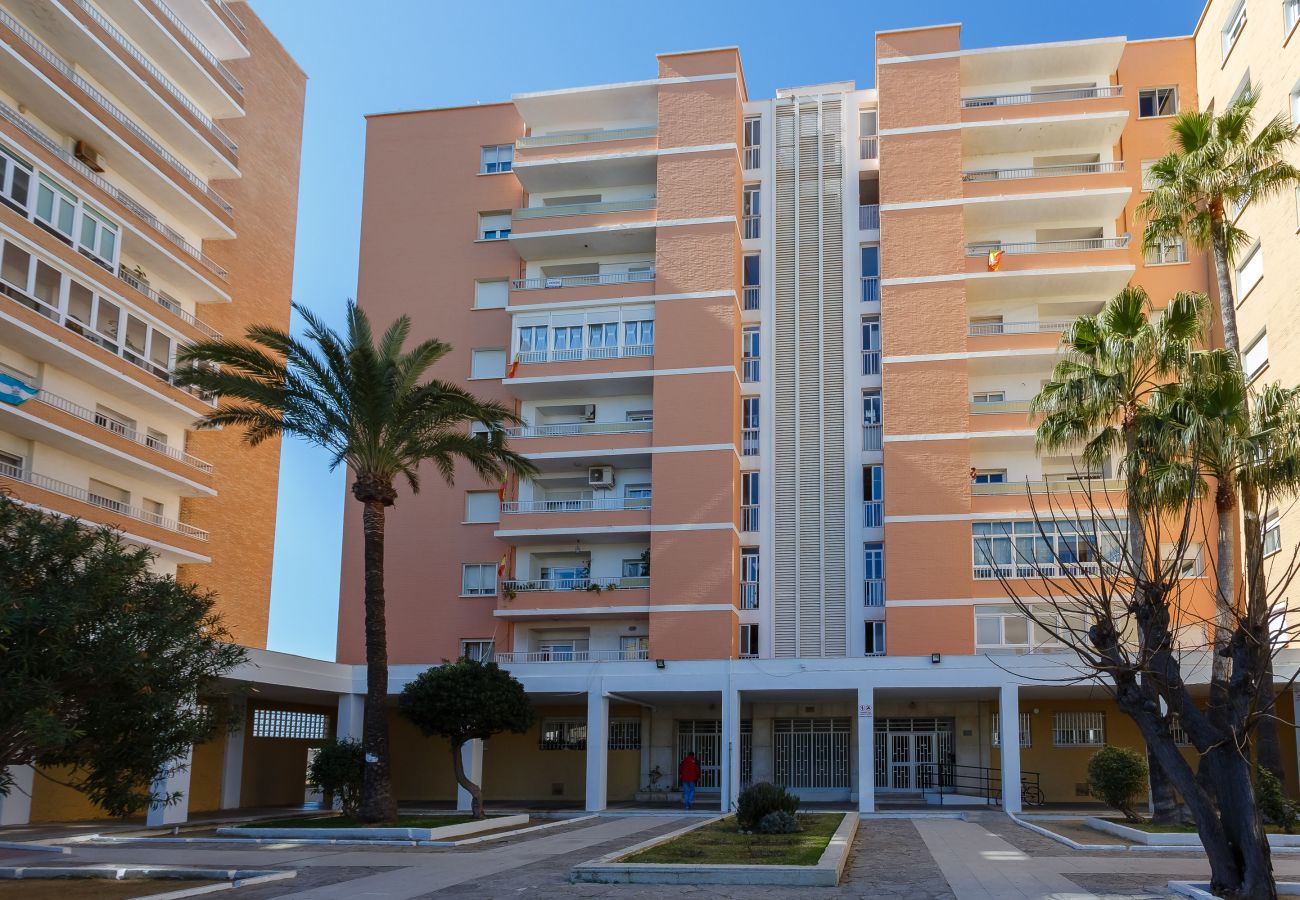 Apartamento en Cádiz - OCEANO Family Home free parking by Cadiz4Rentals