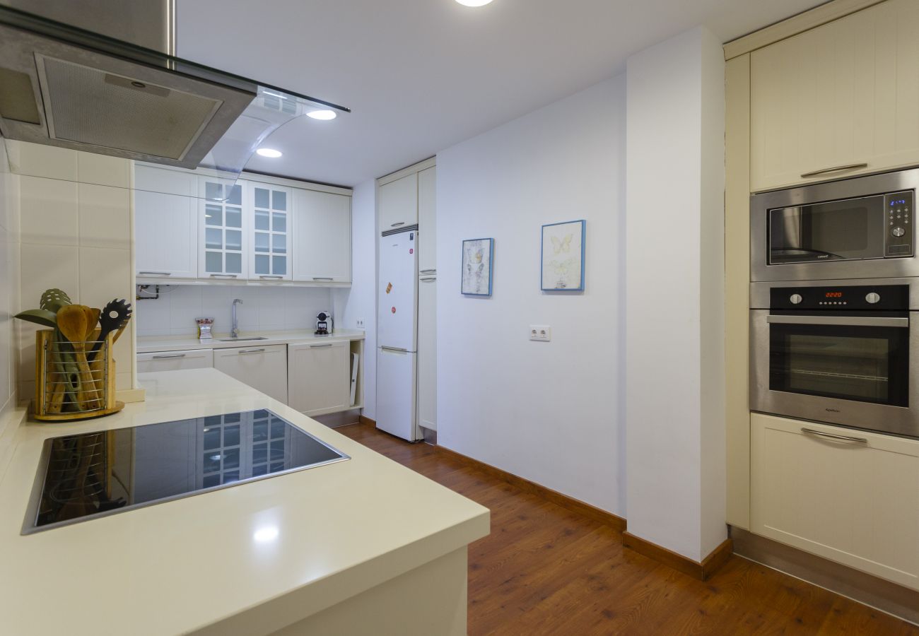 Apartamento en Cádiz - OCEANO Family Home free parking by Cadiz4Rentals