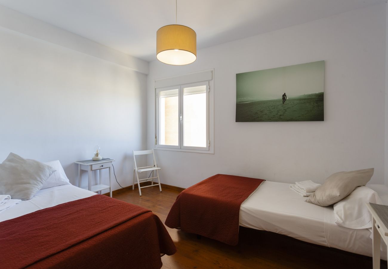 Apartamento en Cádiz - OCEANO Family Home free parking by Cadiz4Rentals