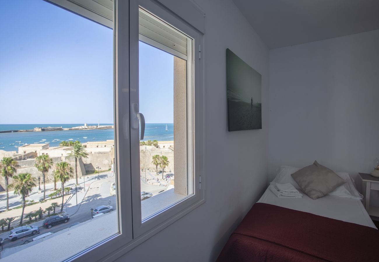 Apartamento en Cádiz - OCEANO Family Home free parking by Cadiz4Rentals