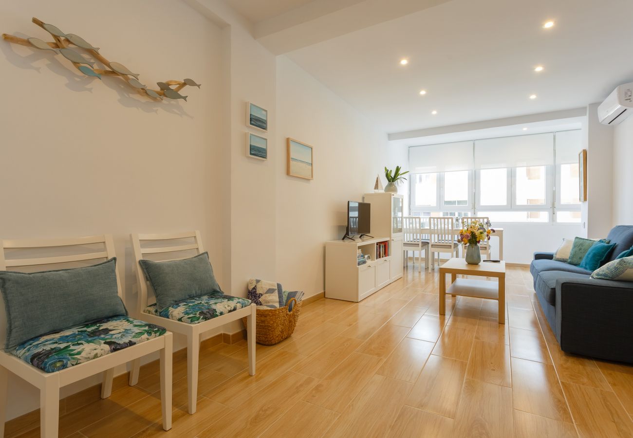 Apartamento en Cádiz - Casa ROS PLAYA (free parking) by Cadiz4Rentals