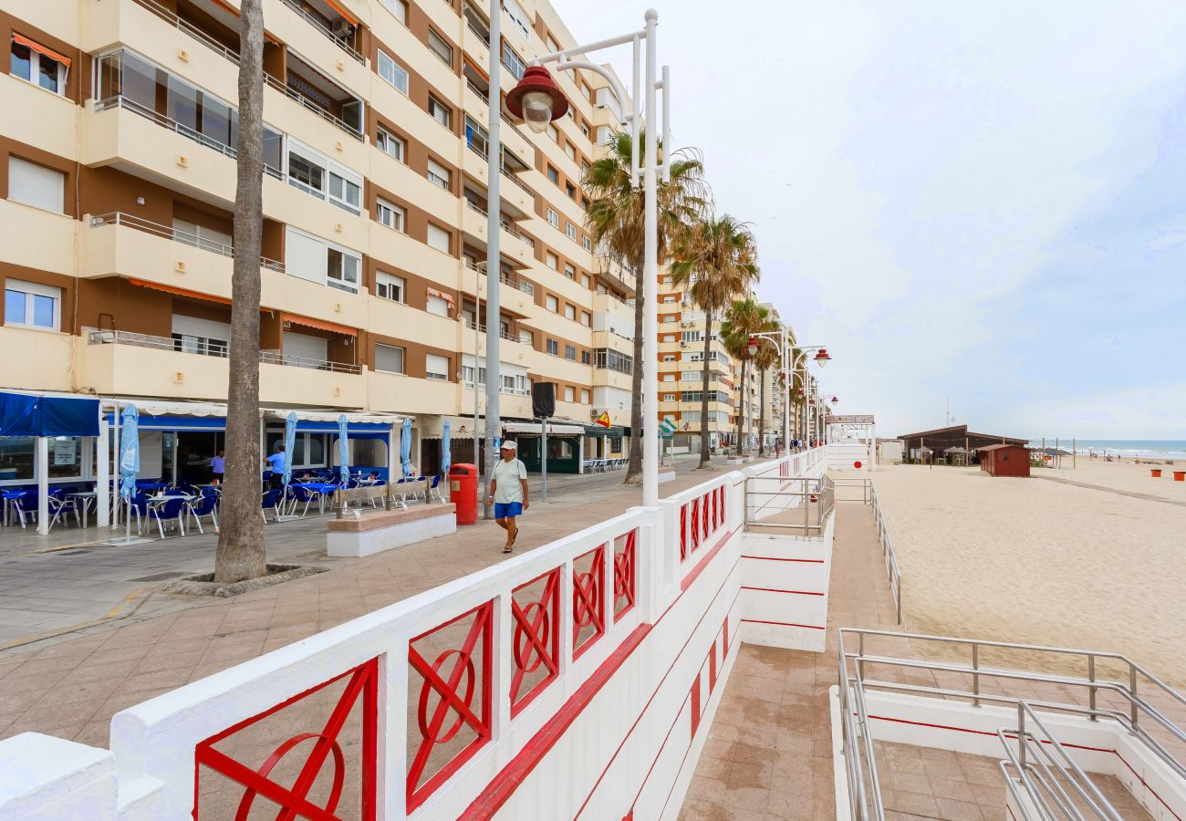 Apartamento en Cádiz - Casa ROS PLAYA (free parking) by Cadiz4Rentals