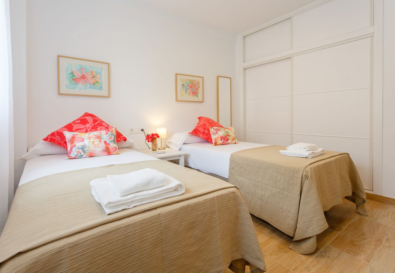 Apartamento en Cádiz - Casa ROS PLAYA (free parking) by Cadiz4Rentals