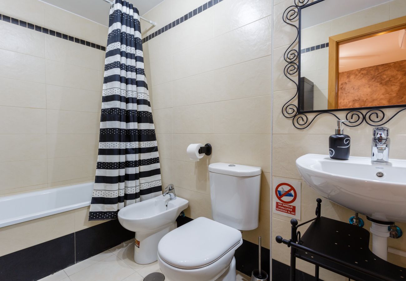 Apartamento en Cádiz - Puerta San FELIX free parking by Cadiz4Rentals