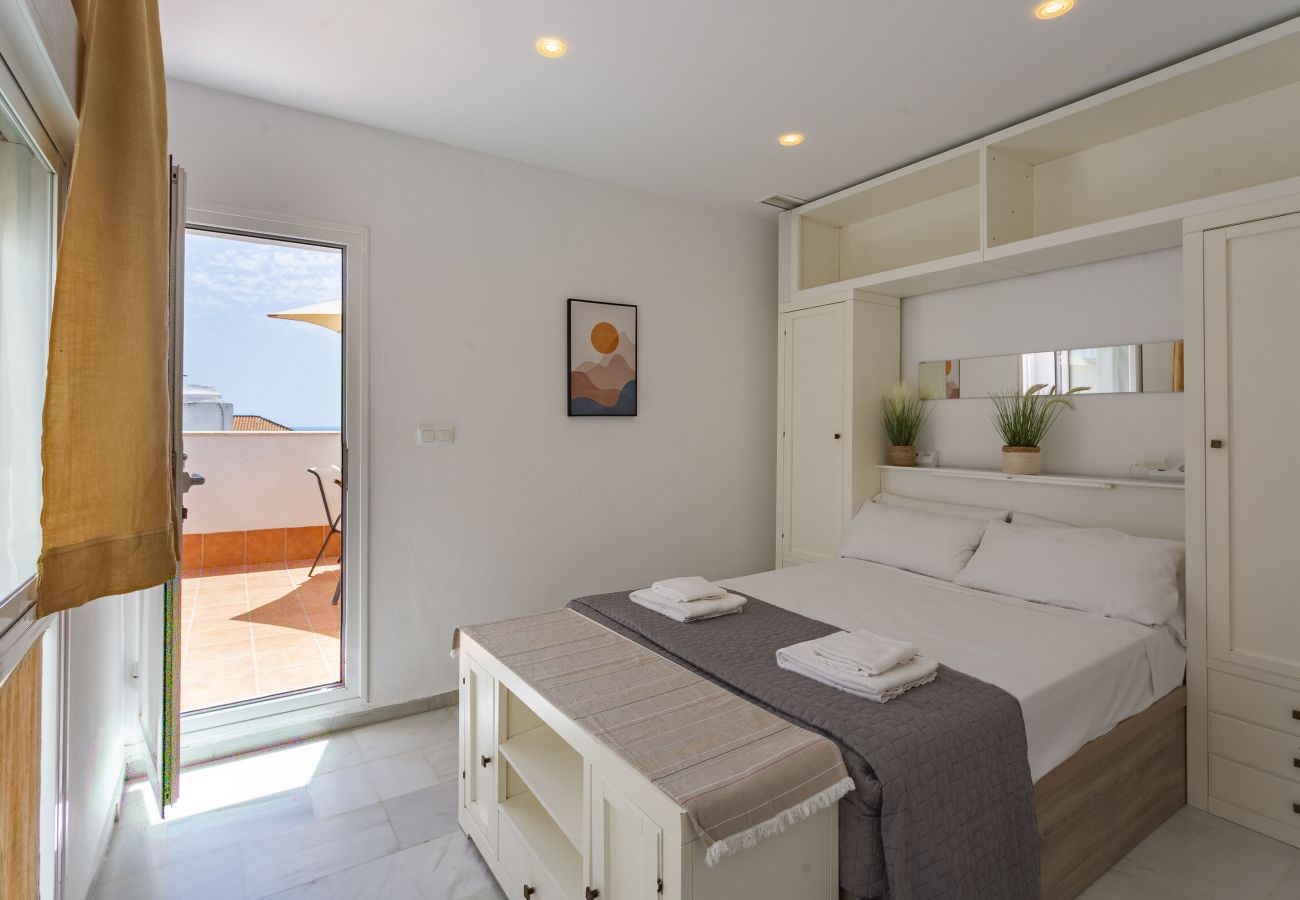 Apartamento en Cádiz - Atico del Buen CANTAOR by Cadiz4Rentals