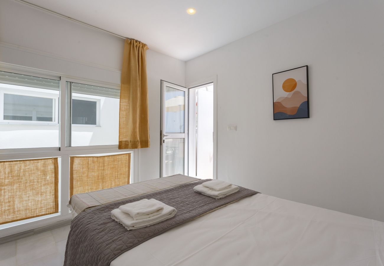 Apartamento en Cádiz - Atico del Buen CANTAOR by Cadiz4Rentals