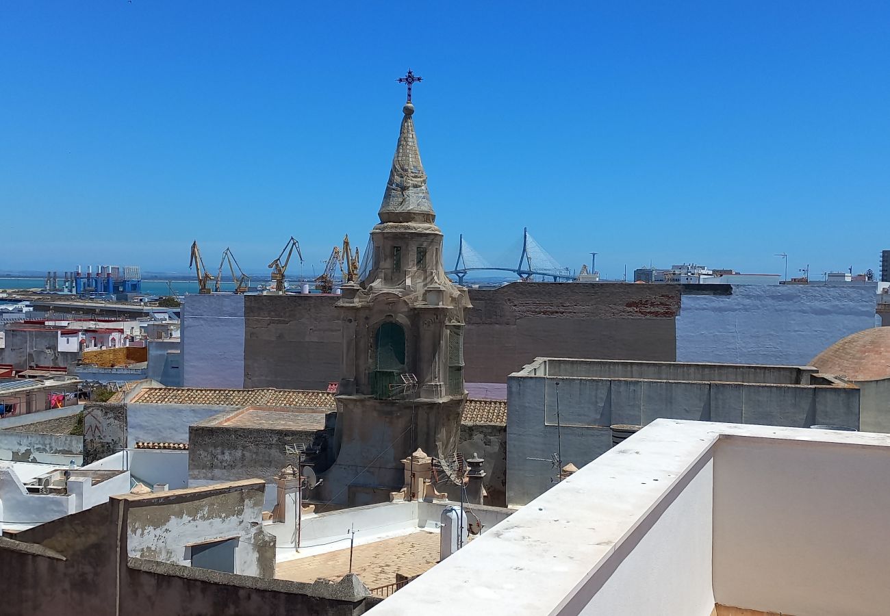 Apartamento en Cádiz - Atico del Buen CANTAOR by Cadiz4Rentals