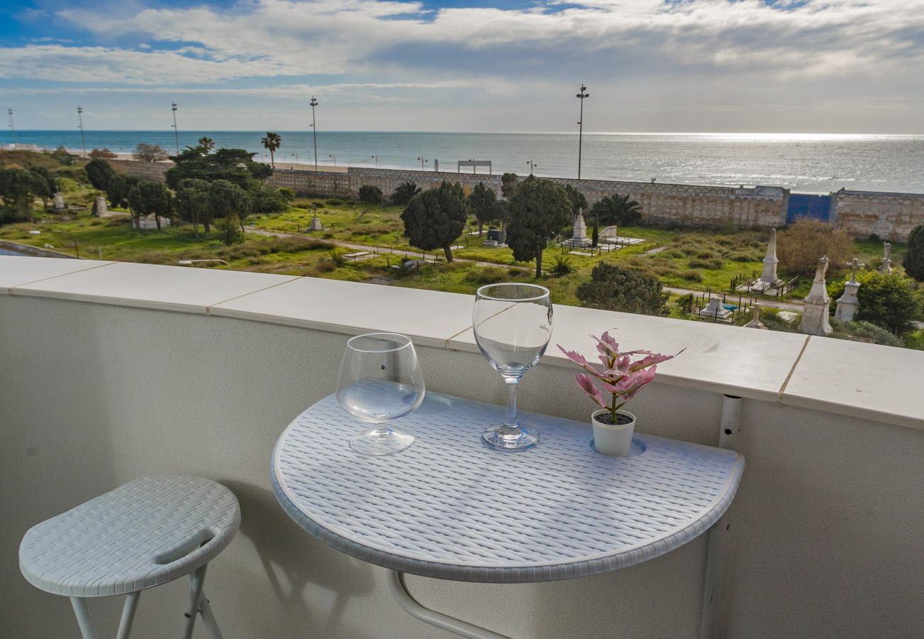 Apartamento en Cádiz - POSEIDON Beach Apartment & parking by Cadiz4Rental