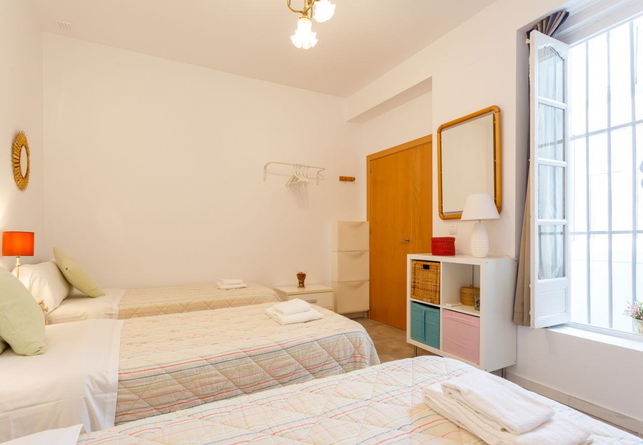 Apartament en Cádiz - El Balcon de MORET by Cadiz4Rentals