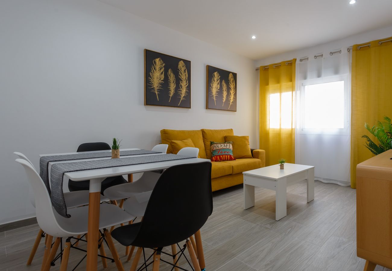 Apartament en Cádiz - Apartamento TESORO de la Caleta by Cadiz4Rentals