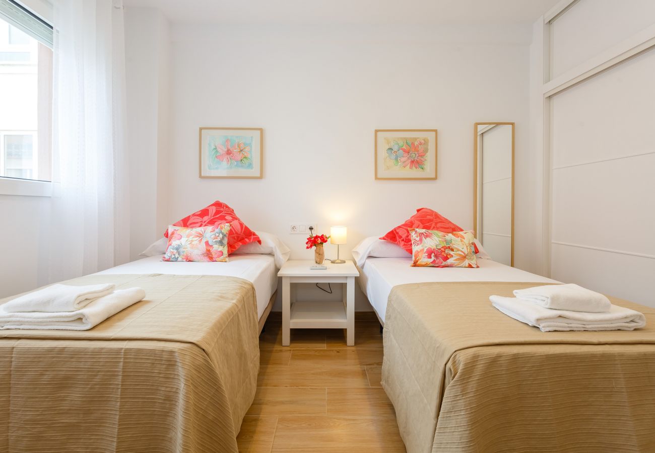 Apartament en Cádiz - Casa ROS PLAYA (free parking) by Cadiz4Rentals