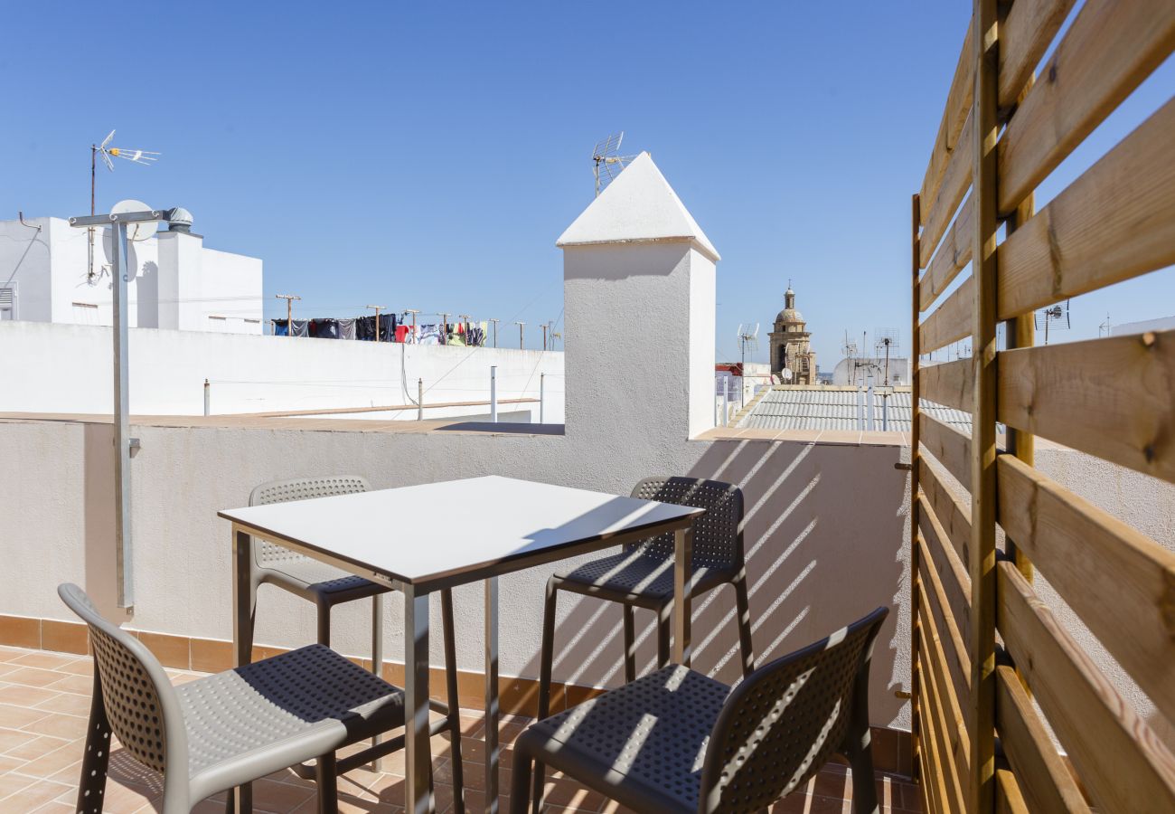 Estudi en Cádiz - BRUJULA 3A Attic with terrace by Cadiz4Rentals