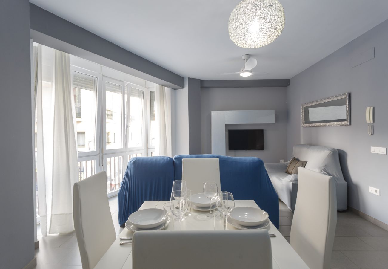 Apartament en Cádiz - PUERTA del MAR Family Home by Cadiz4Rentals